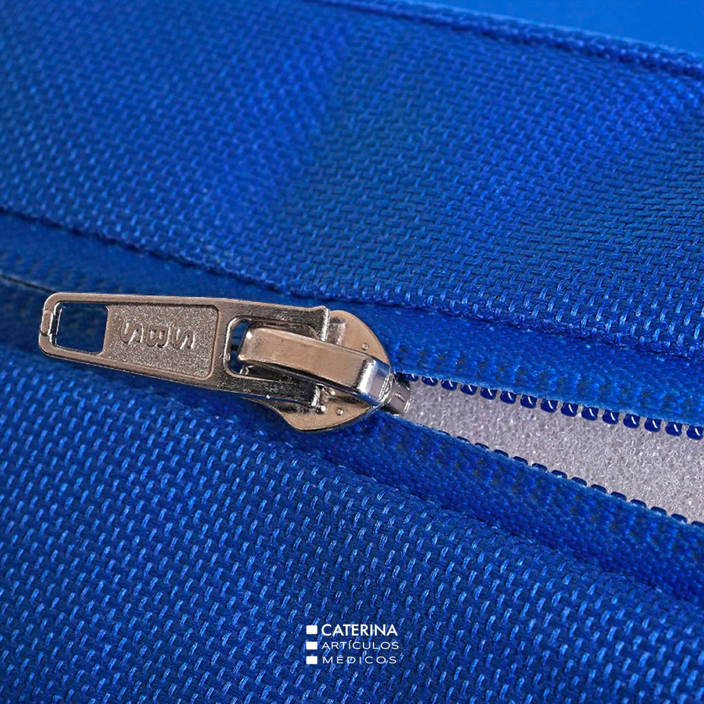 OFERTA Colchón azul 3 pliegues con detalle